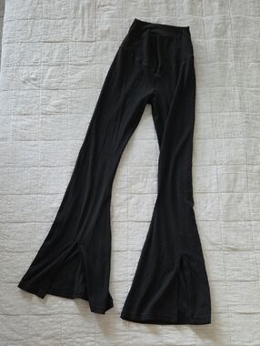 Aerie AE Offline High Waisted Flared with Slit  Yoga Pants